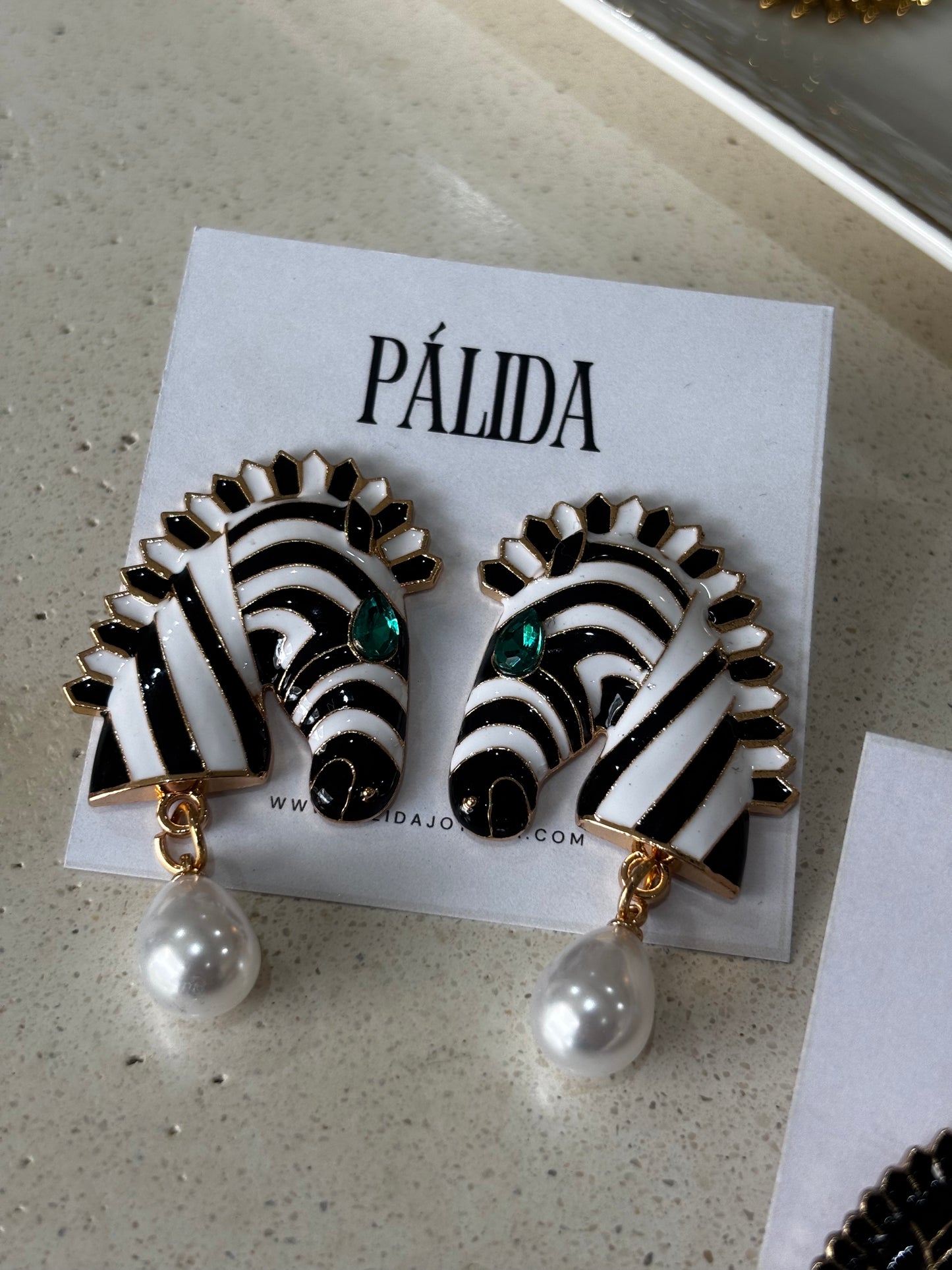 Pendientes Zebra