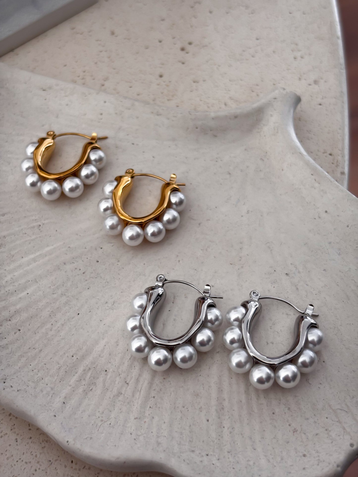 Hoops Pearls
