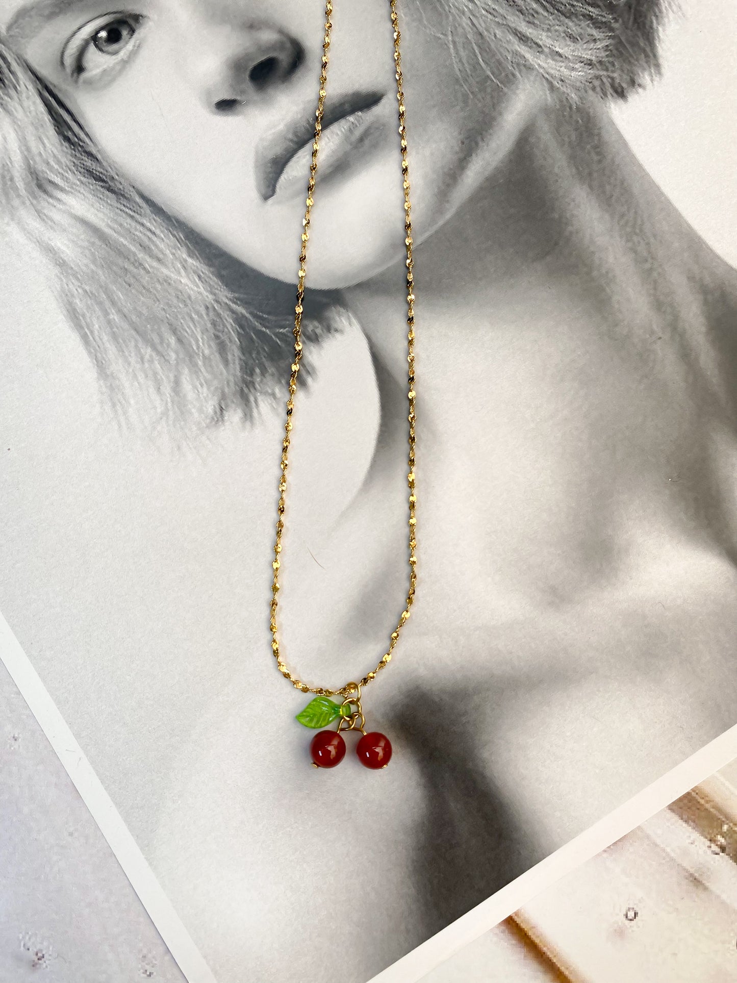 Collar "Cherry"