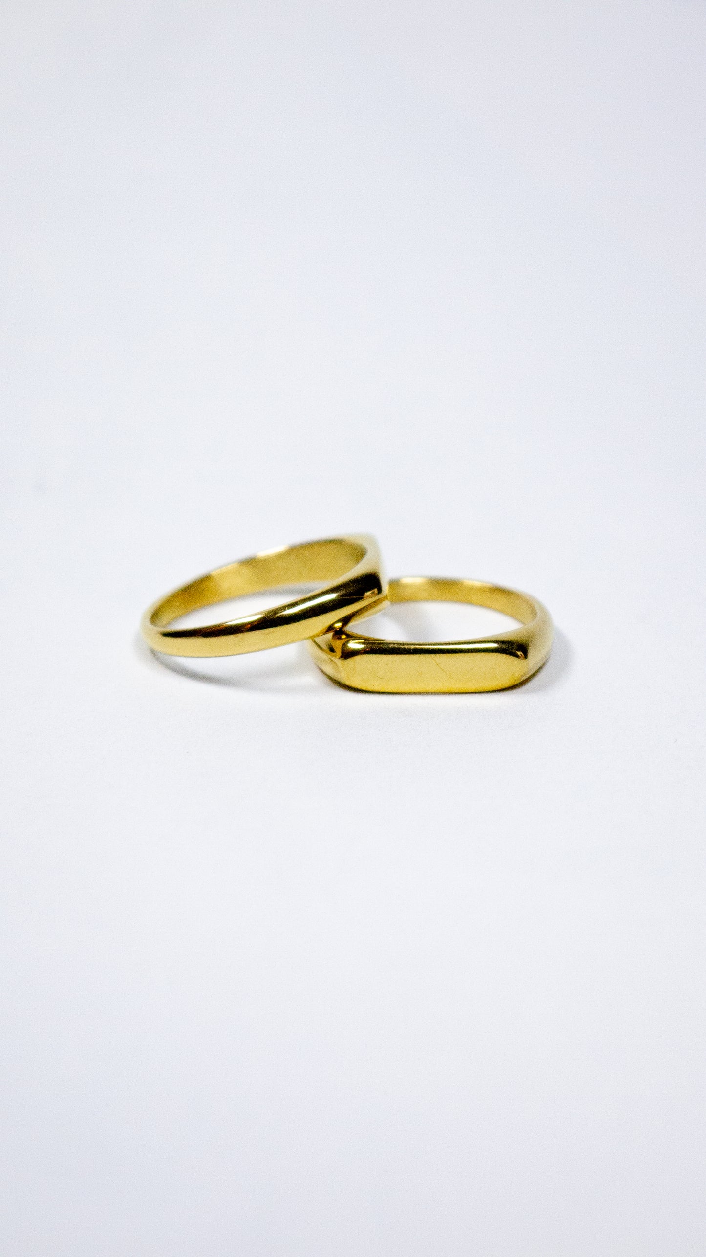 URBAN - Anillo estilo Sello - Julia Slim Gold