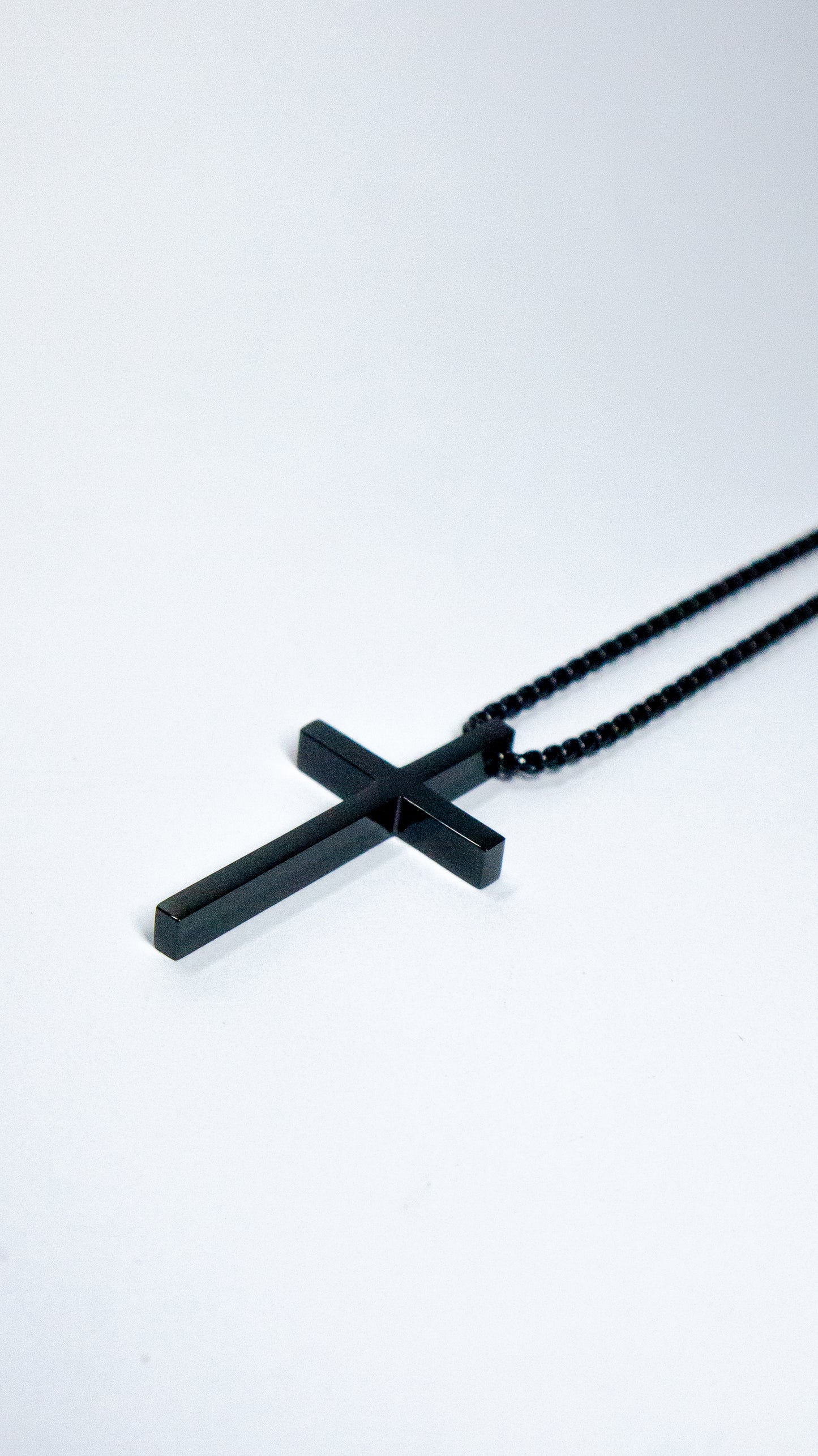URBAN - Dije - Slim Cross Black