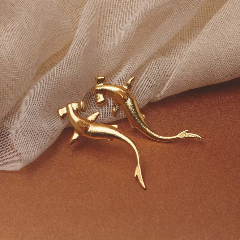 Pendientes "Golden Shark"