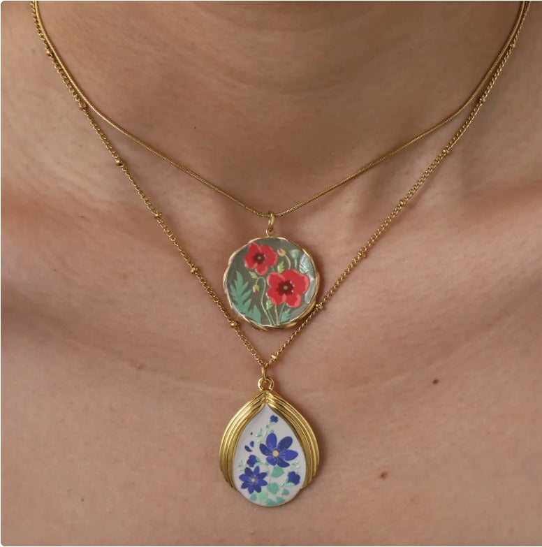 Cadena Red Flowers Garden