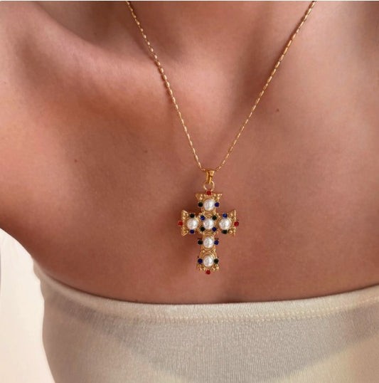 Collar Pearl Cross