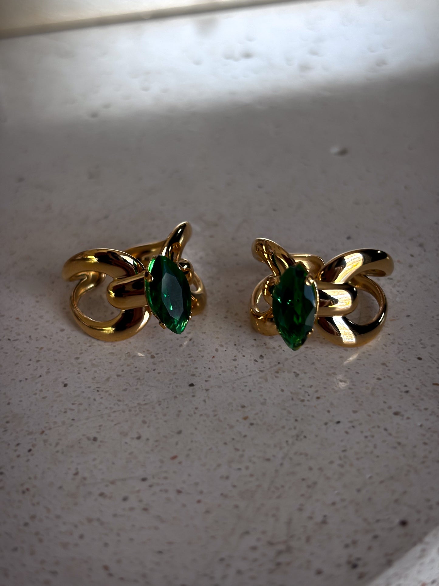 Anillo Ajustable "Green Gema"