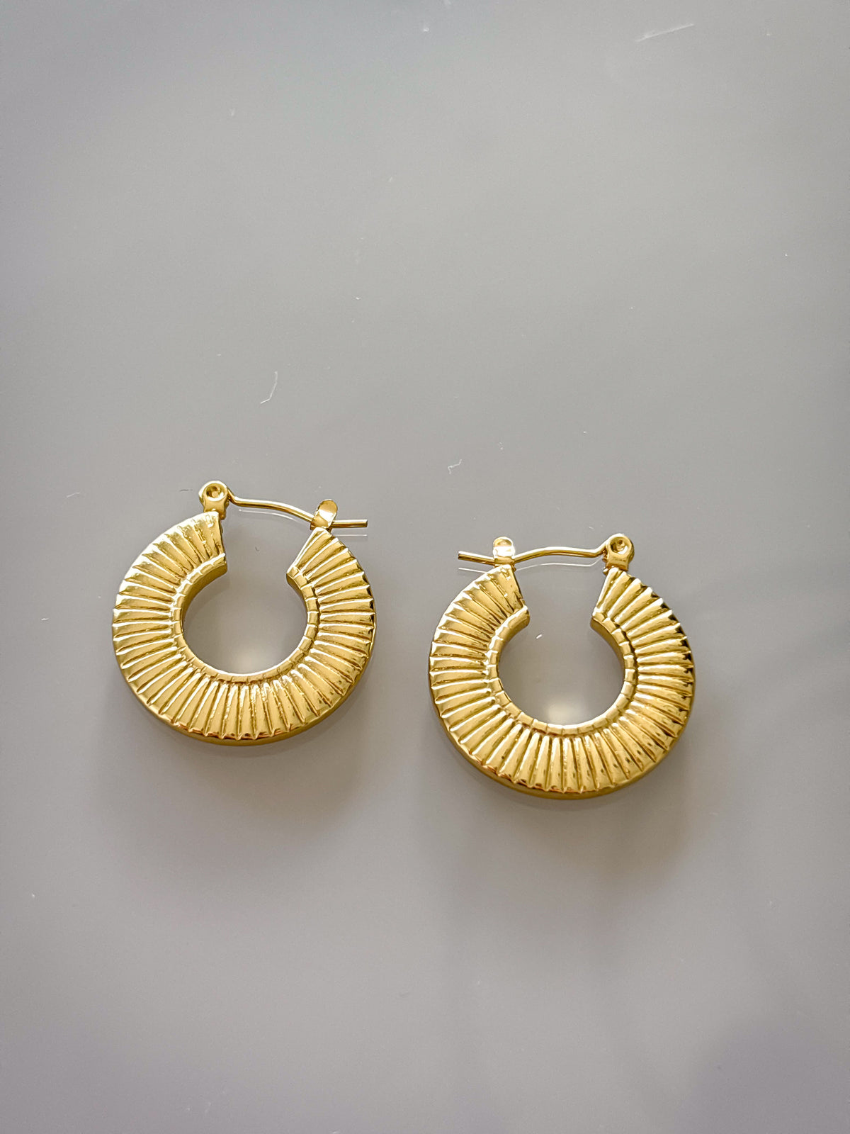 Daily Pretty Girl Hoops