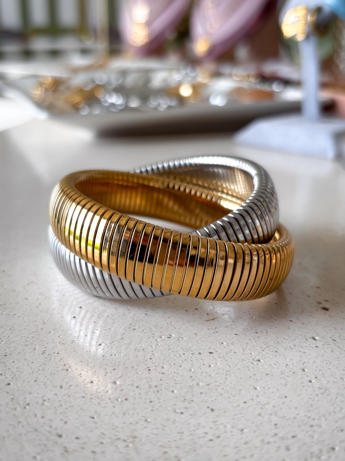 Brazalete Bangle Chunky Cross