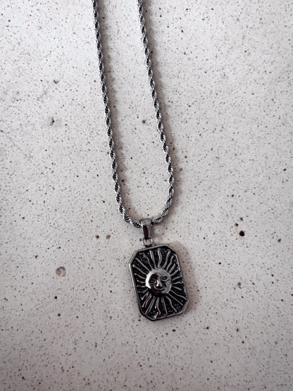 Cadena Moon and Sun Reversible