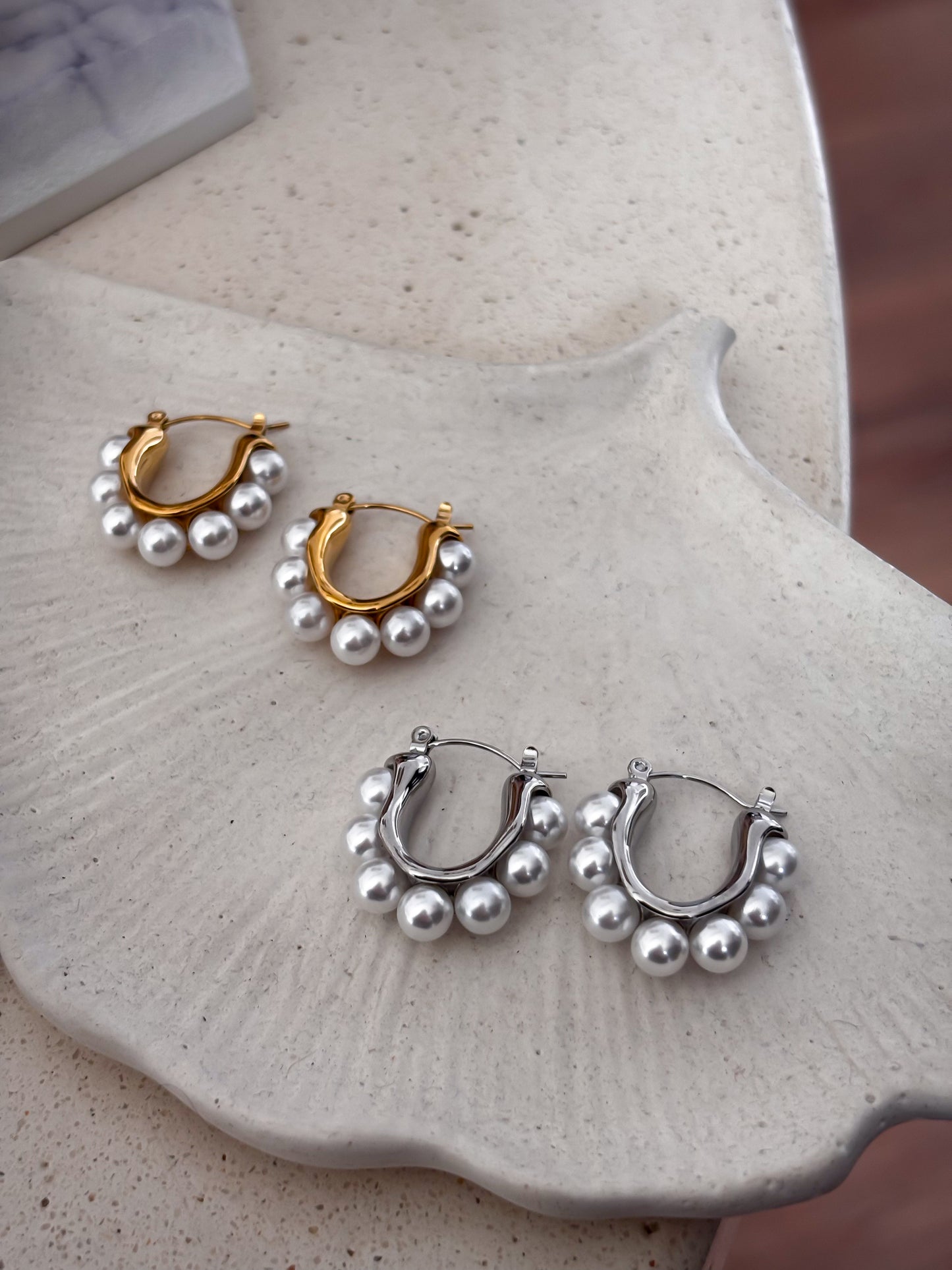 Hoops Pearls