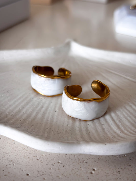 Anillo "White Chunky Marble"