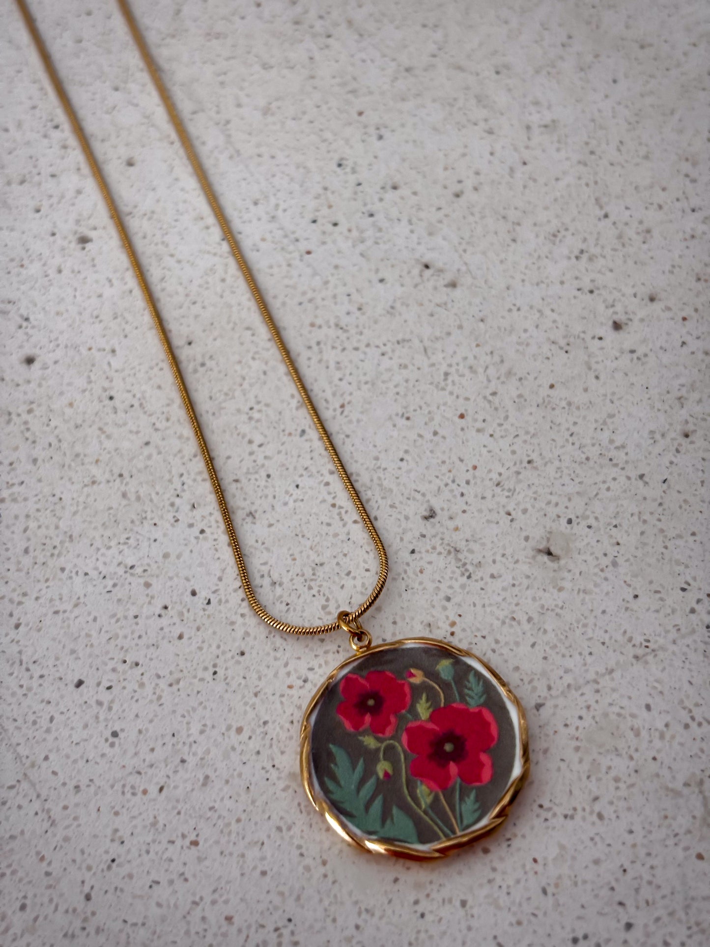 Cadena Red Flowers Garden