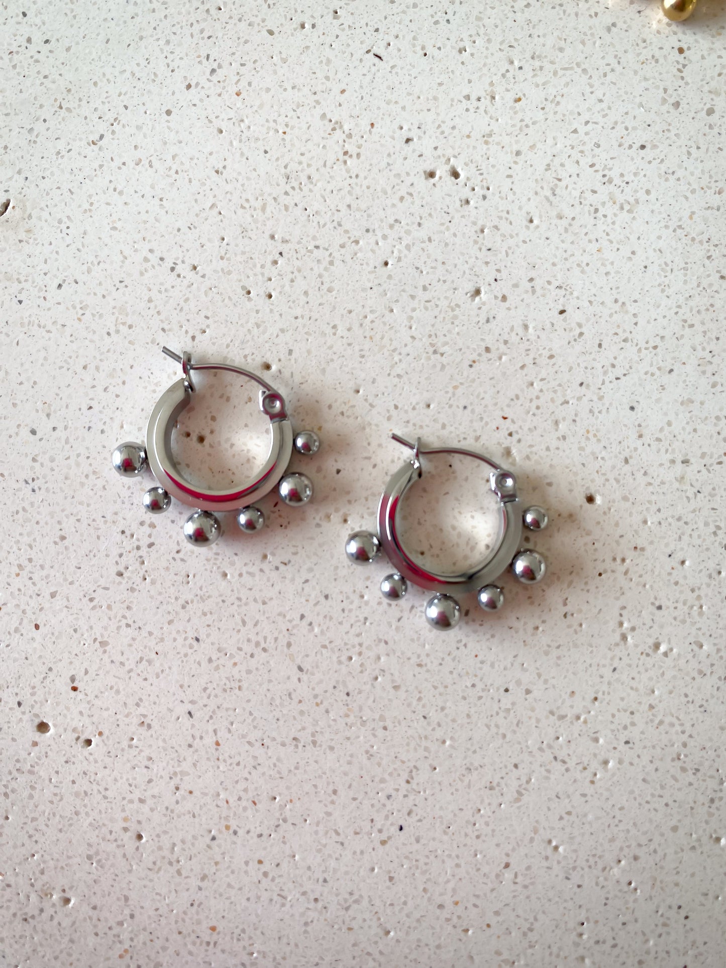 Hoops Mini Dots