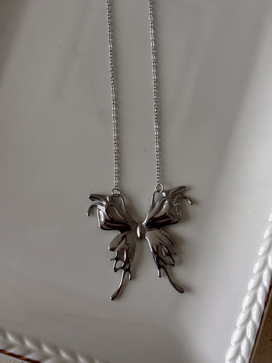 Cadena Silver Fly