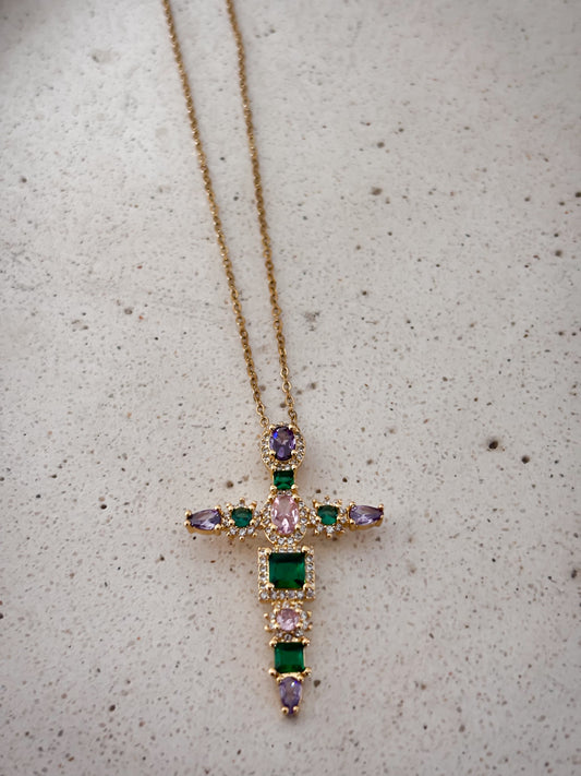 Cadena Cross gems