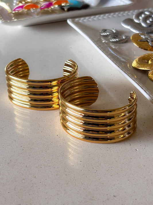 Brazalete tipo Bangle Gold Mich