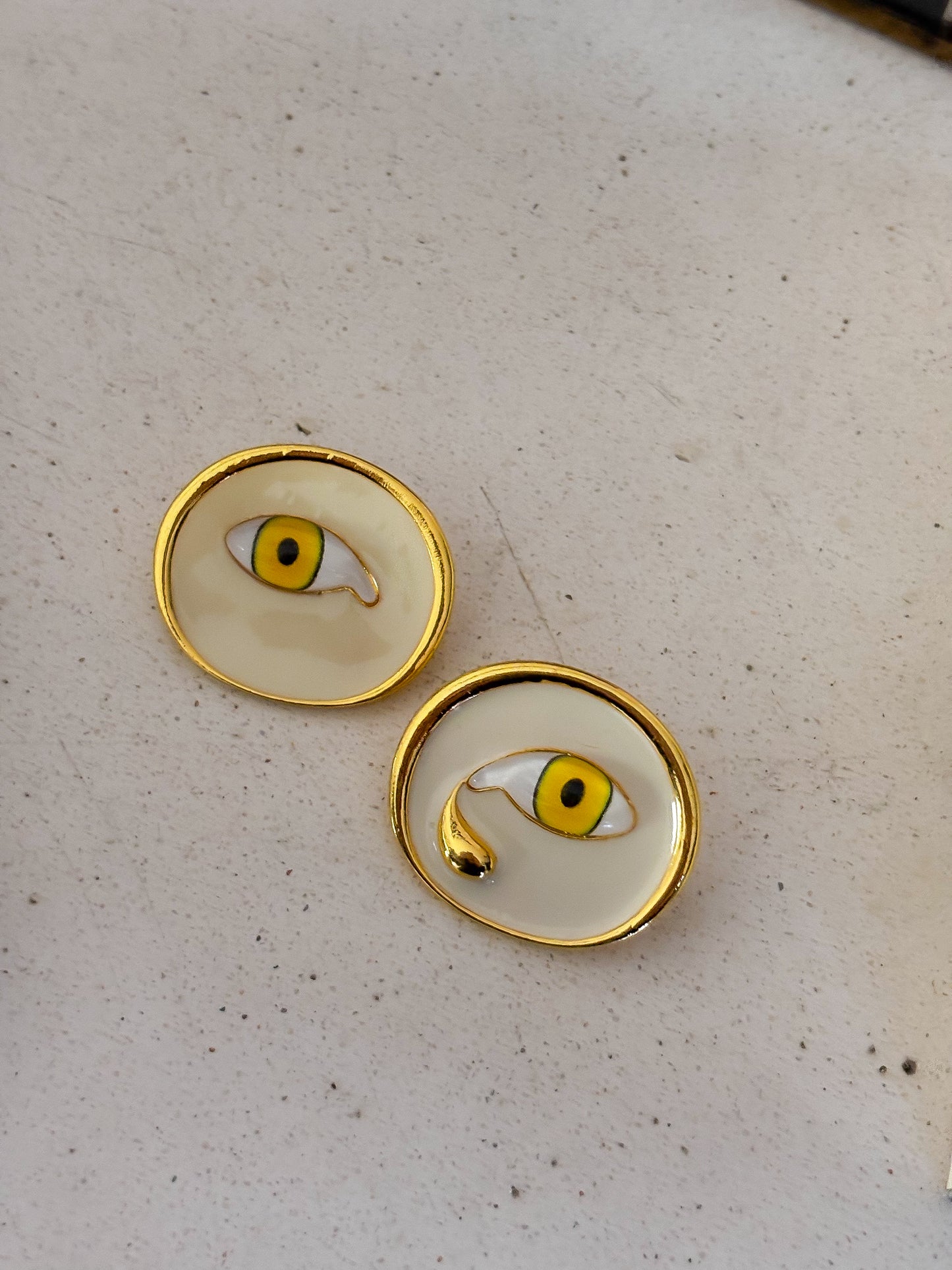 Aretes Ojo Blanco