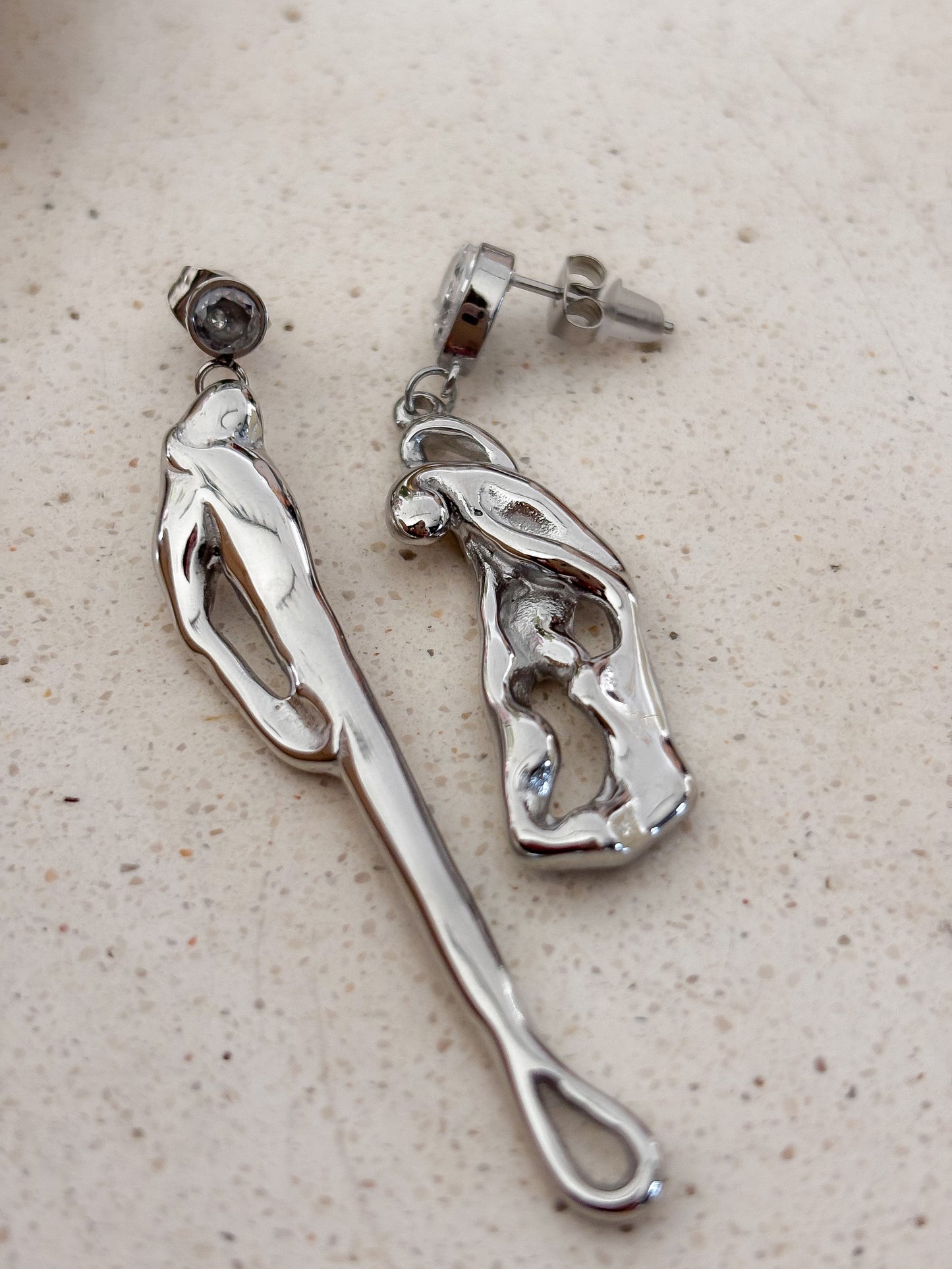 Aretes  Asymmetric Silver