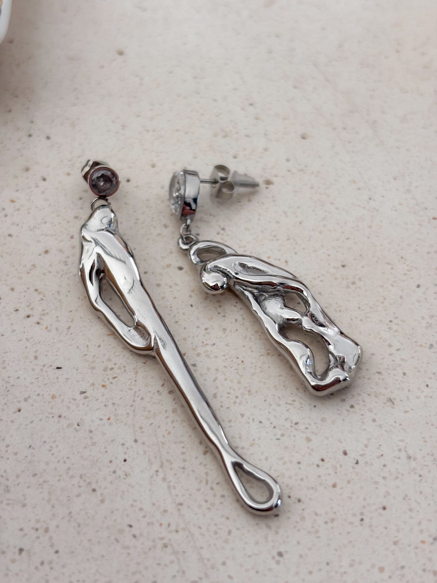 Aretes  Asymmetric Silver