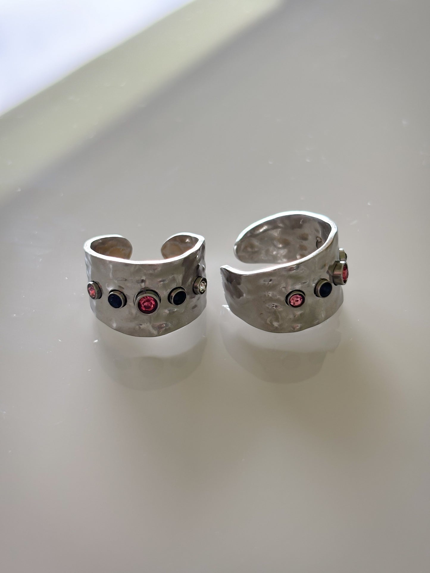 Anillo Pebbles