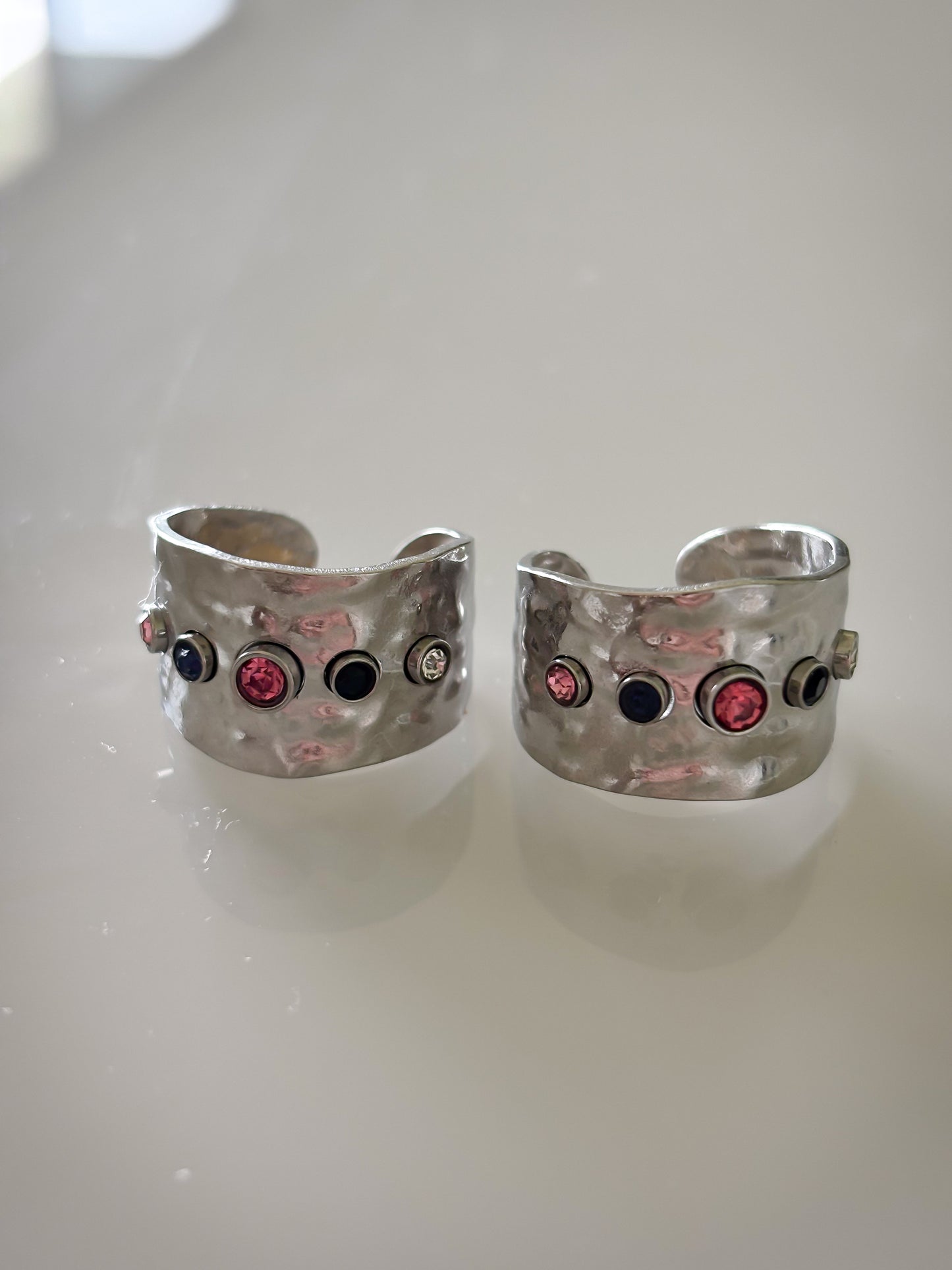 Anillo Pebbles