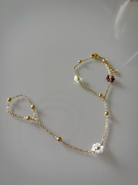 Brazalete con anillo Flowers beads