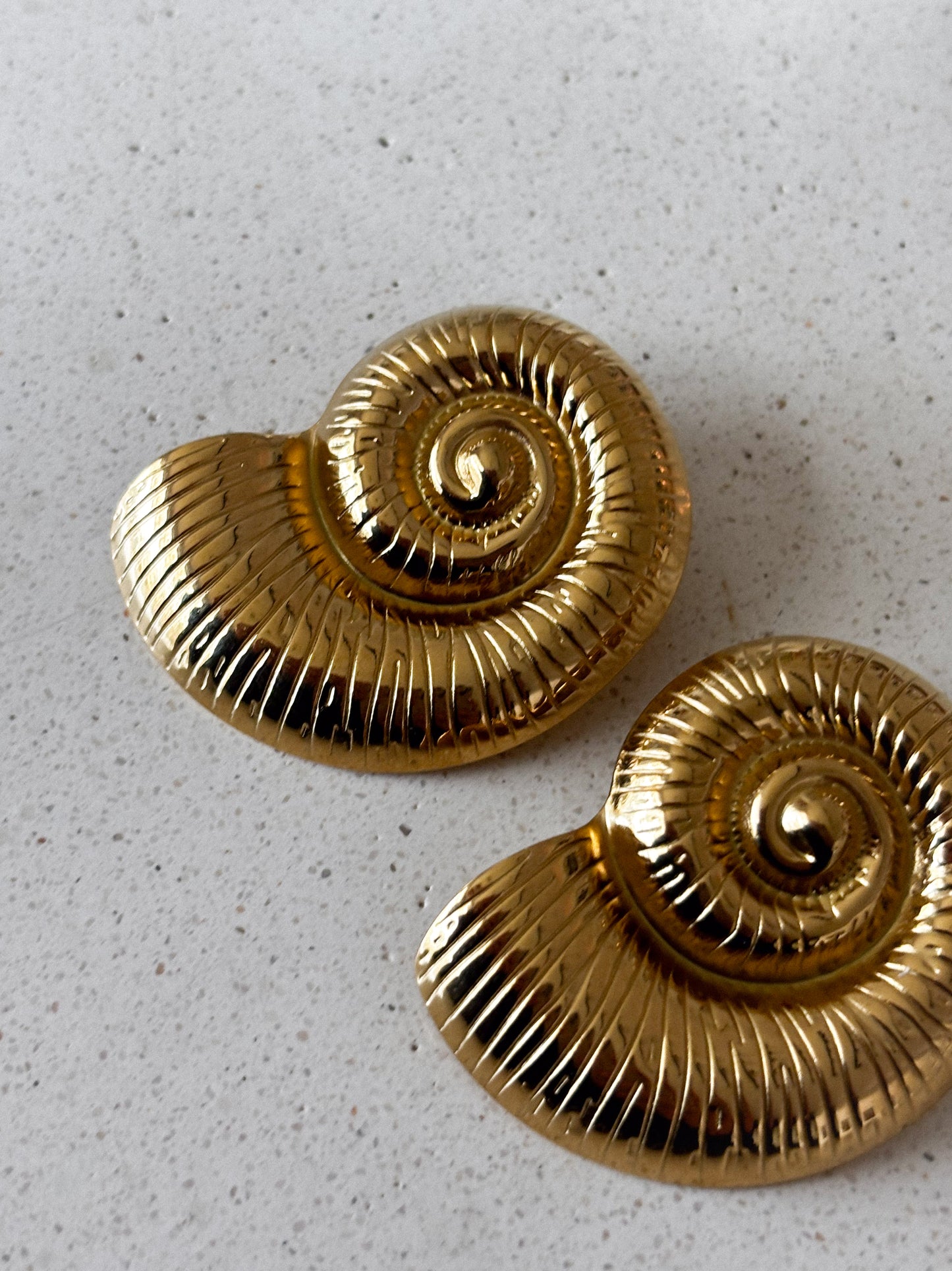 Pendientes Caracola