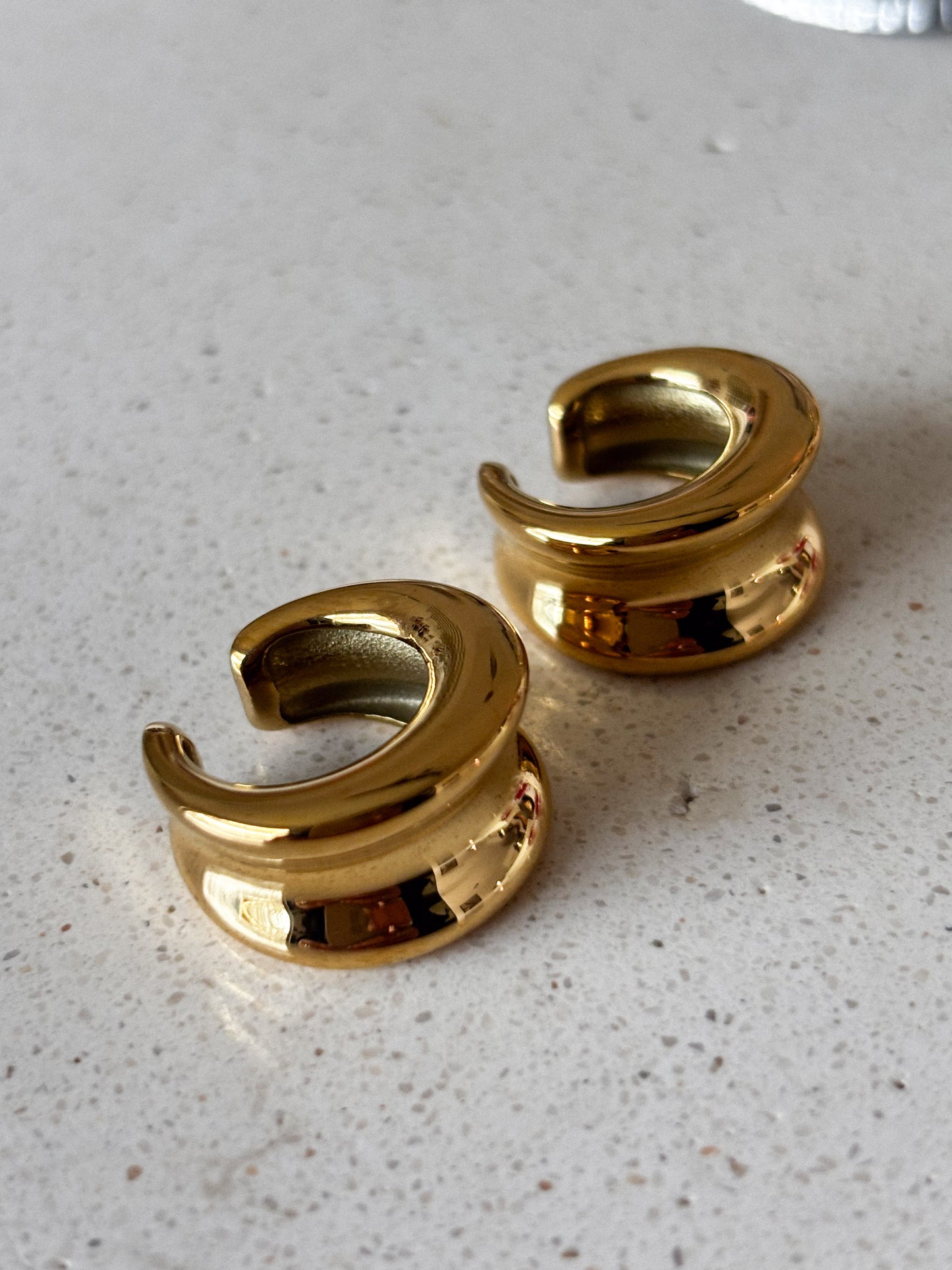 Earcuff chunky C medium