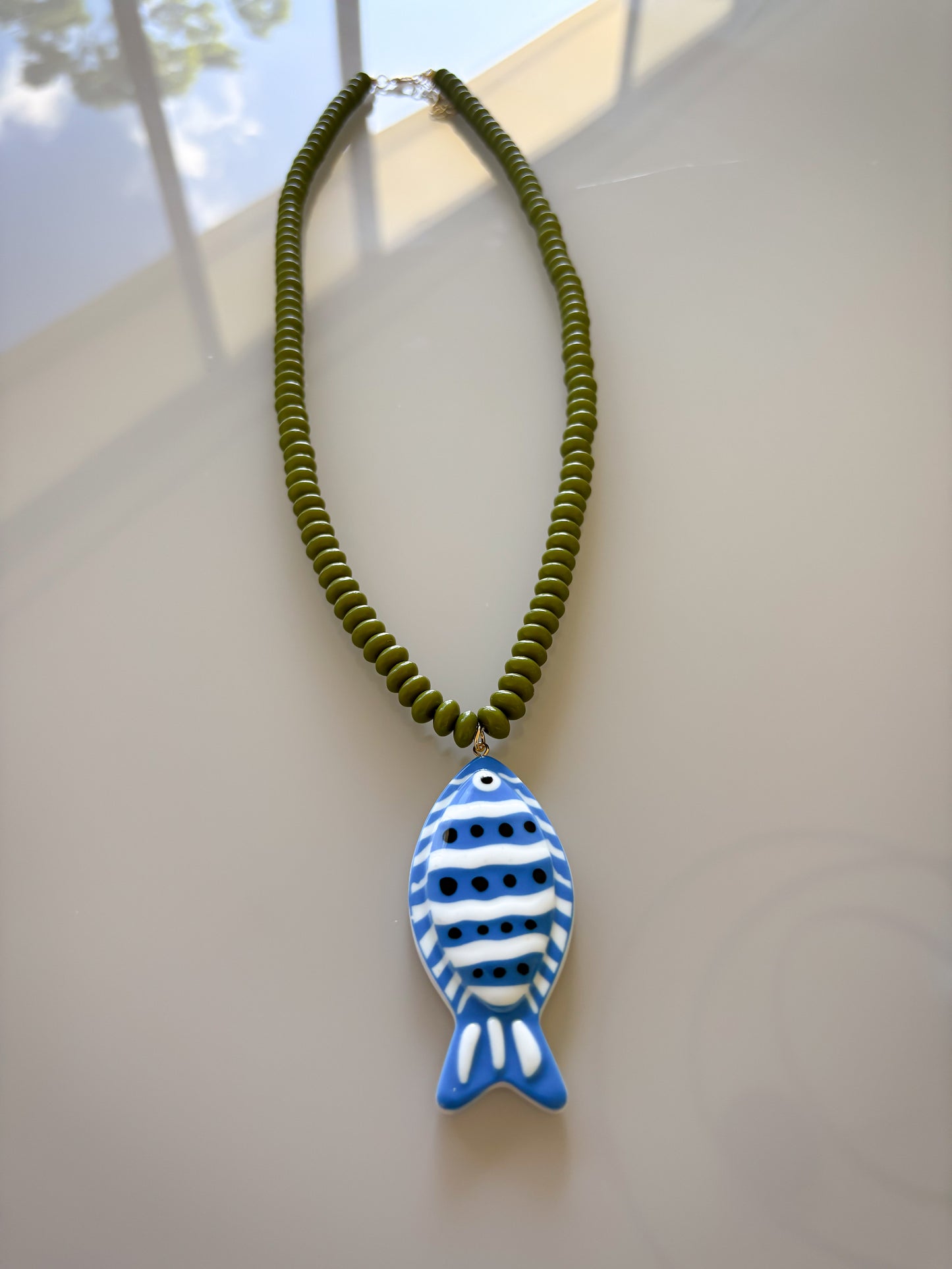 Collar Chica de Pesca