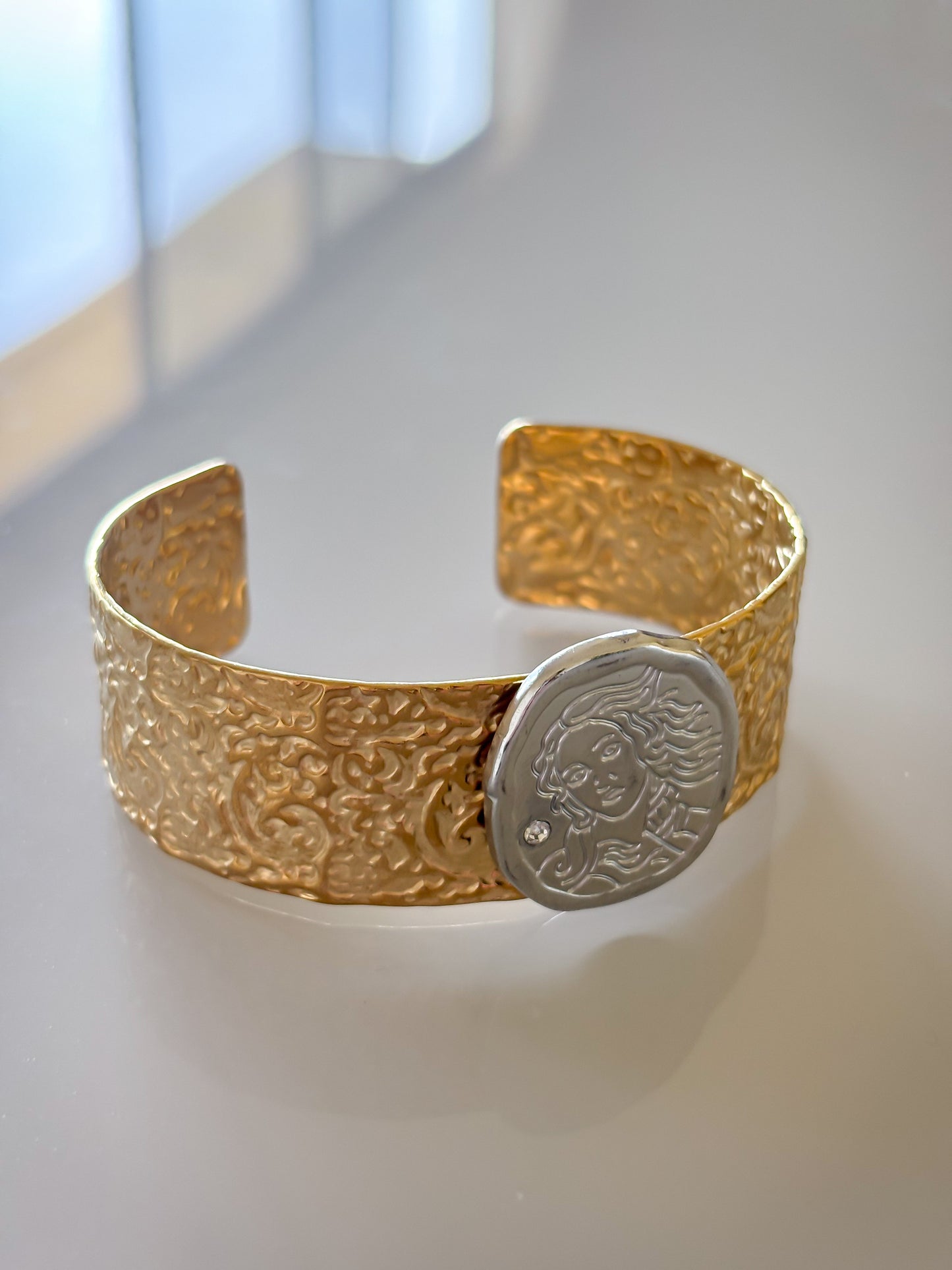 Brazalete tipo Bangle Goddess