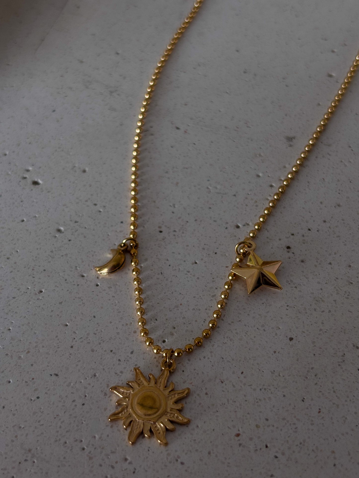 Collar Sun Moon & Star