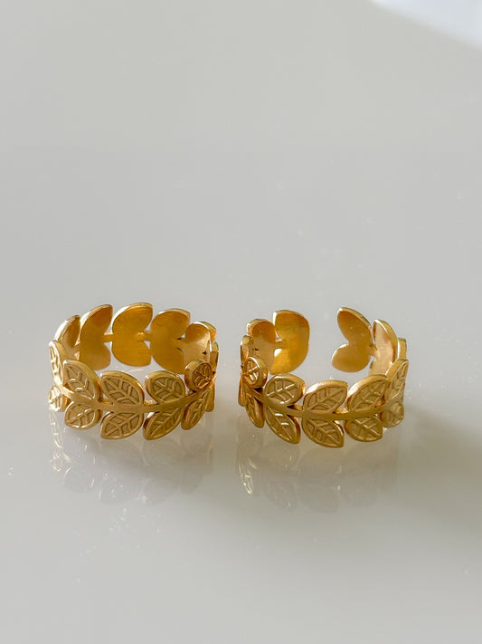 Anillo Gold Leaves