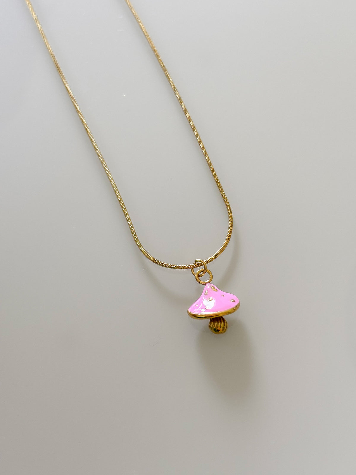 Collar Pink Mushroom