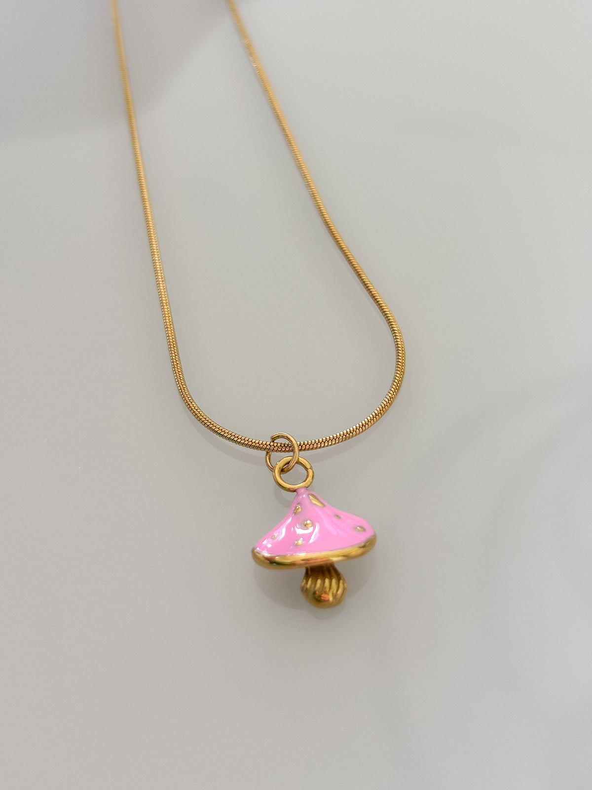 Collar Pink Mushroom