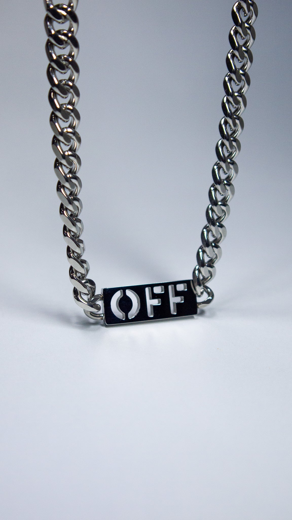 Cadena Urban “OFF"