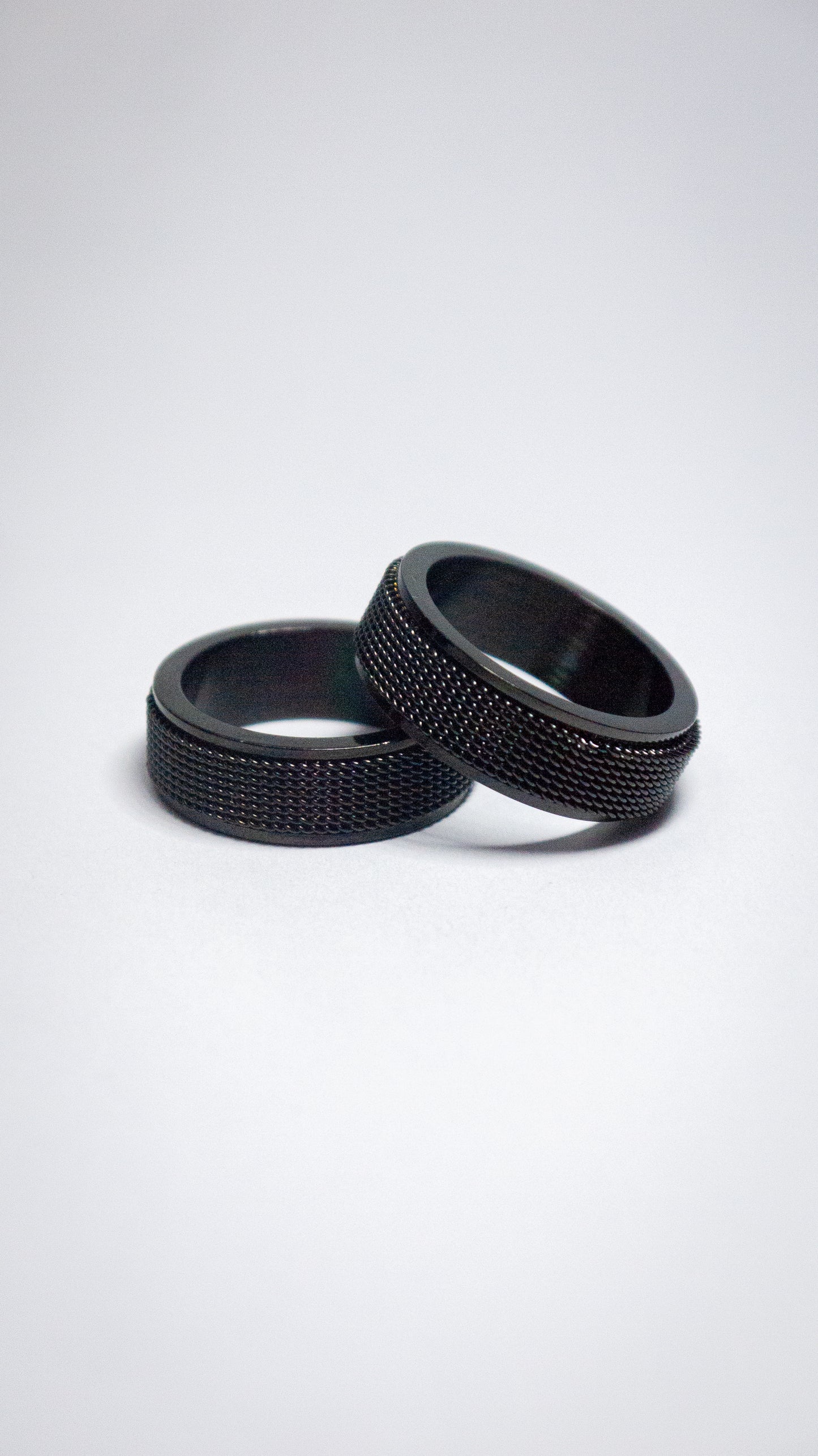 Anillo Urban “Black Spinner Bold”