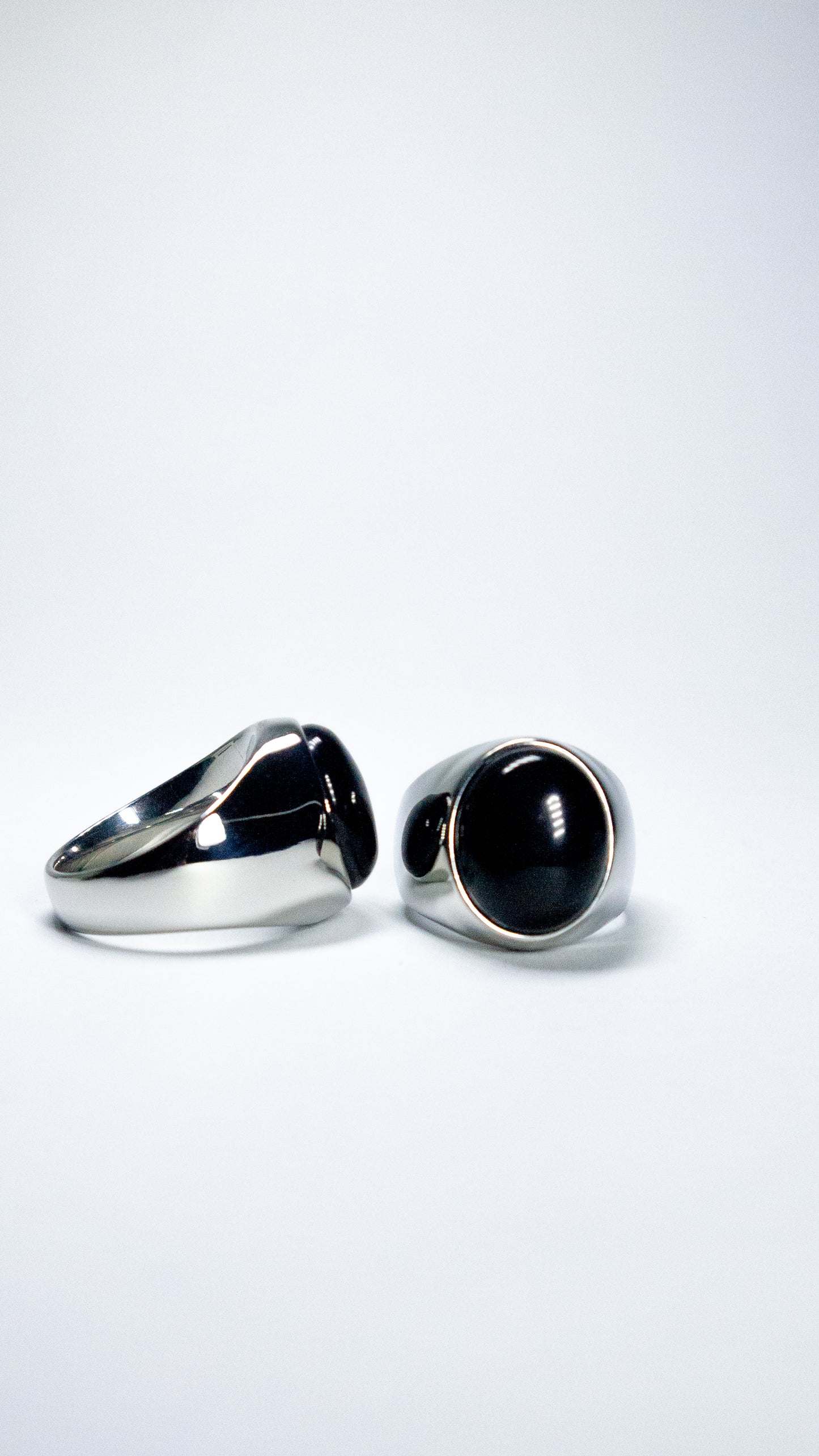 URBAN - Anillo estilo Sello - Silver Black Pearl