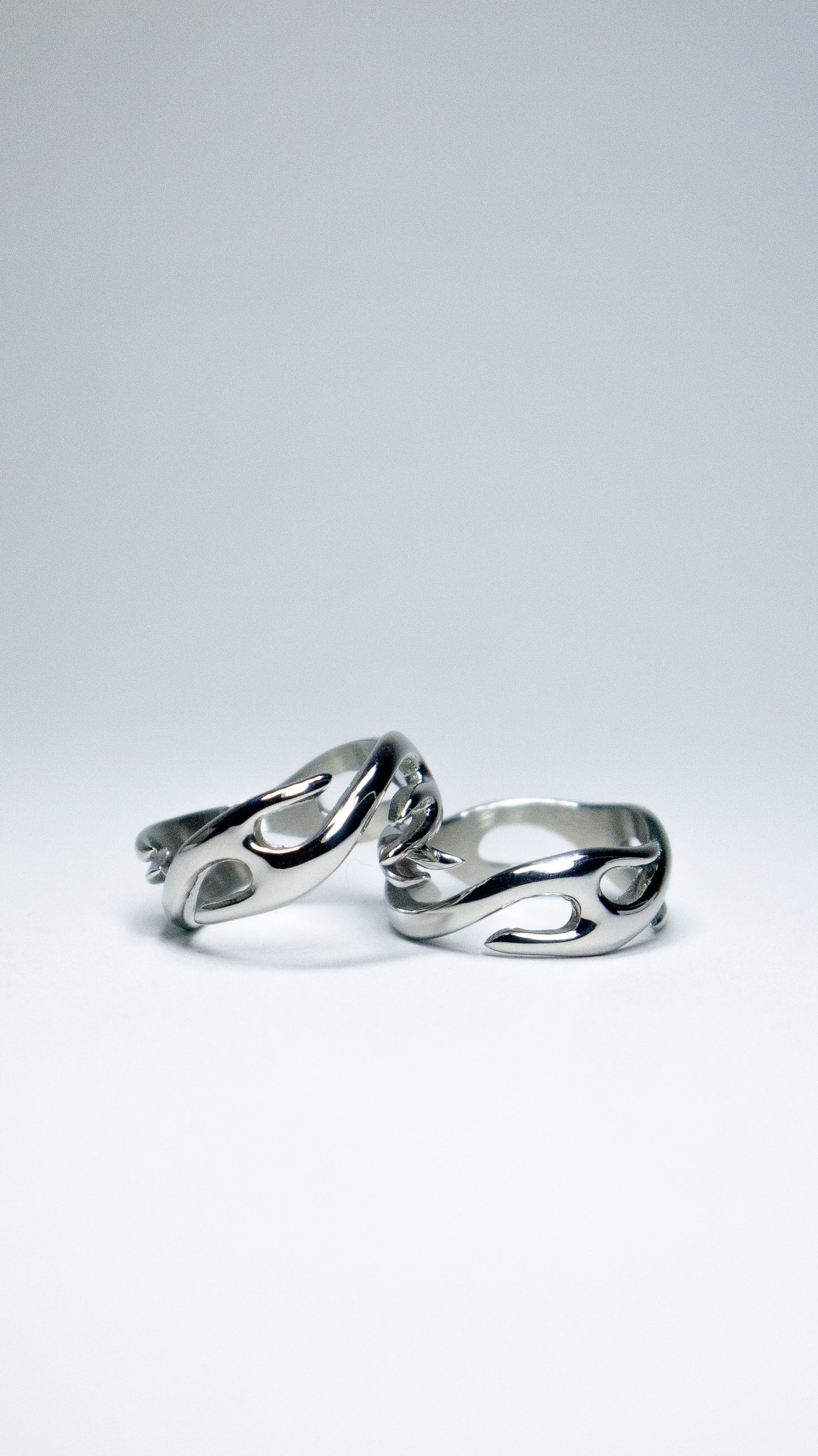 URBAN - Non Classic Ring - Silver Tornado
