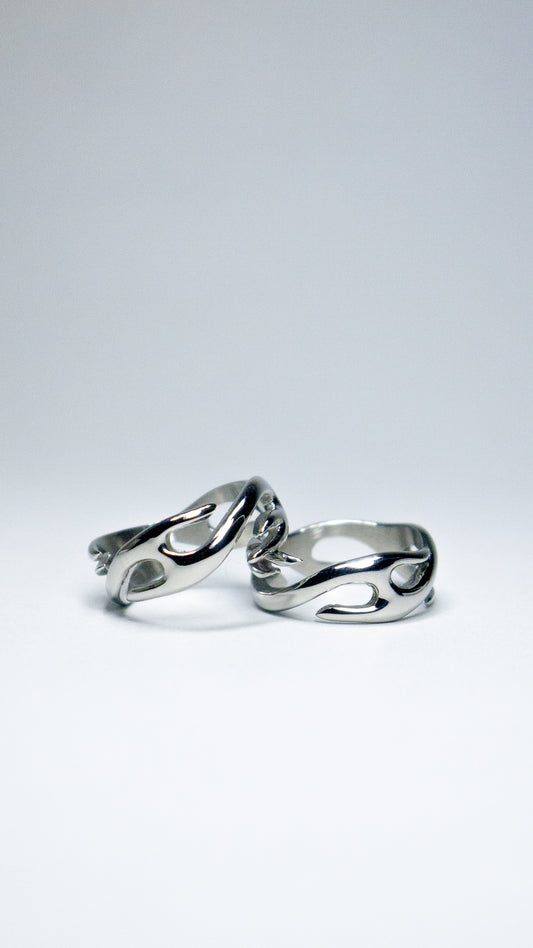 Anillo Urban “Silver Tornado”