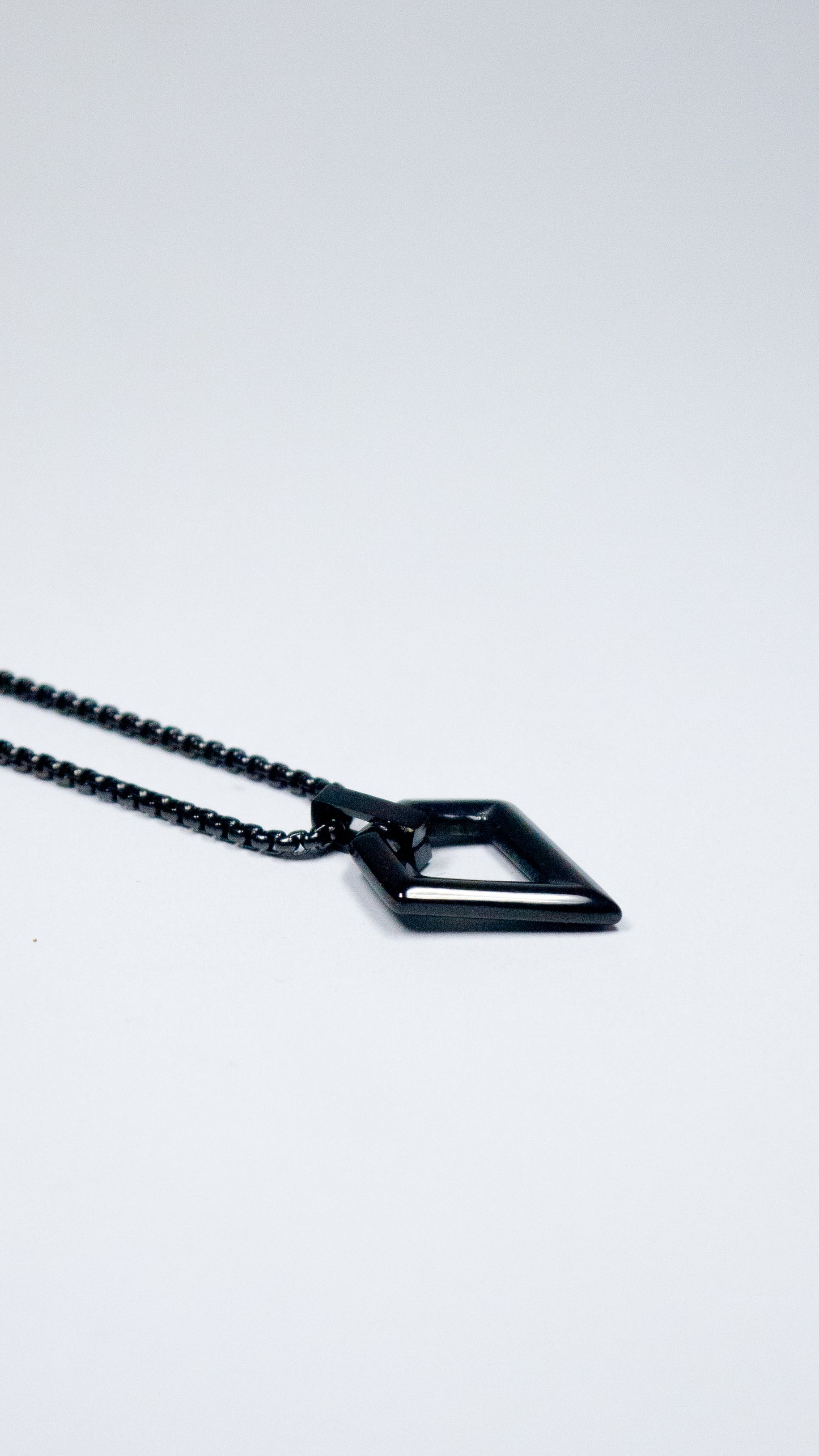 URBAN - Dije - Black Arrow