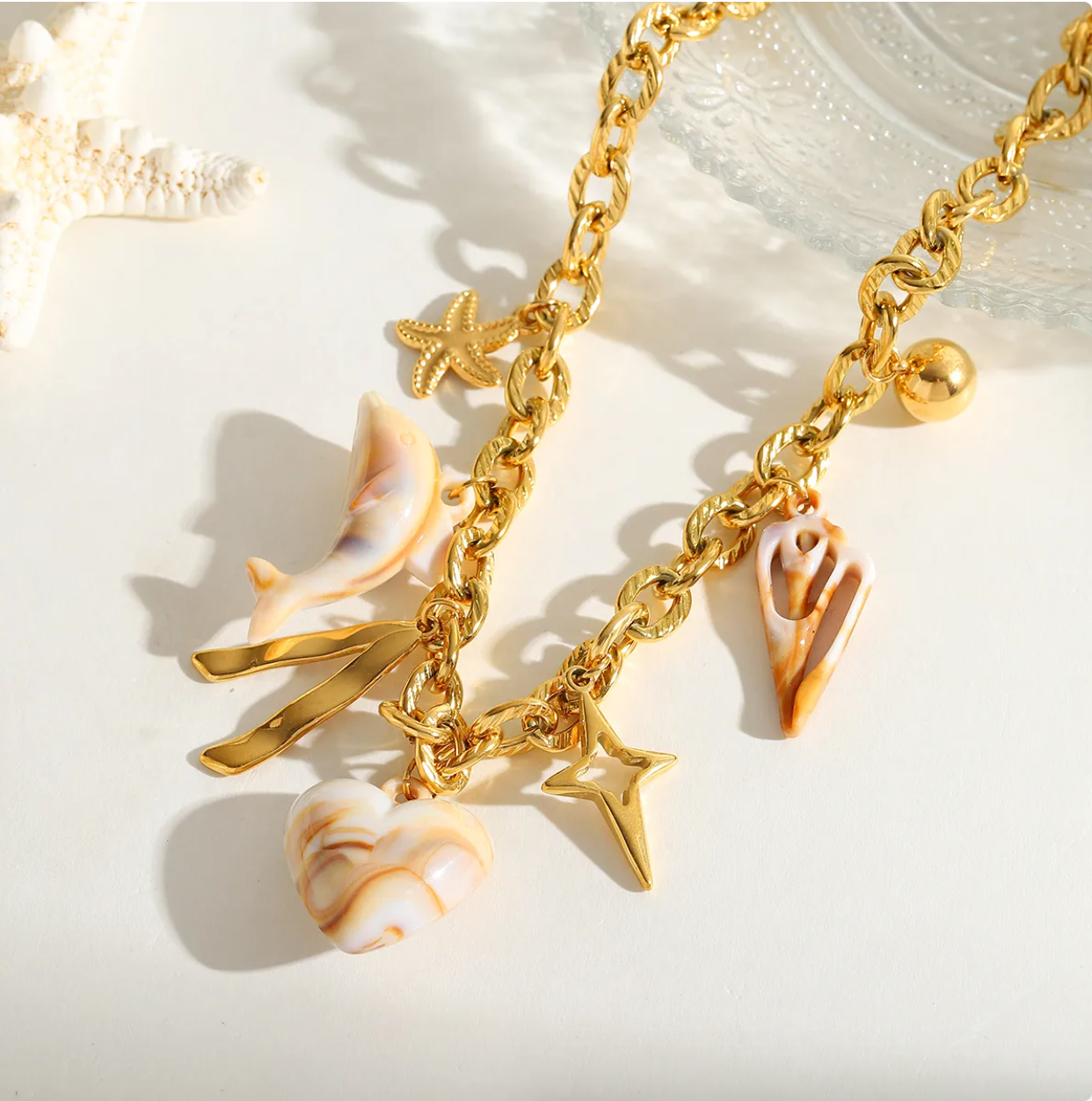 Collar "Dijes Agua Salada"
