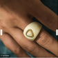 Anillo "Big vainilla Resin"