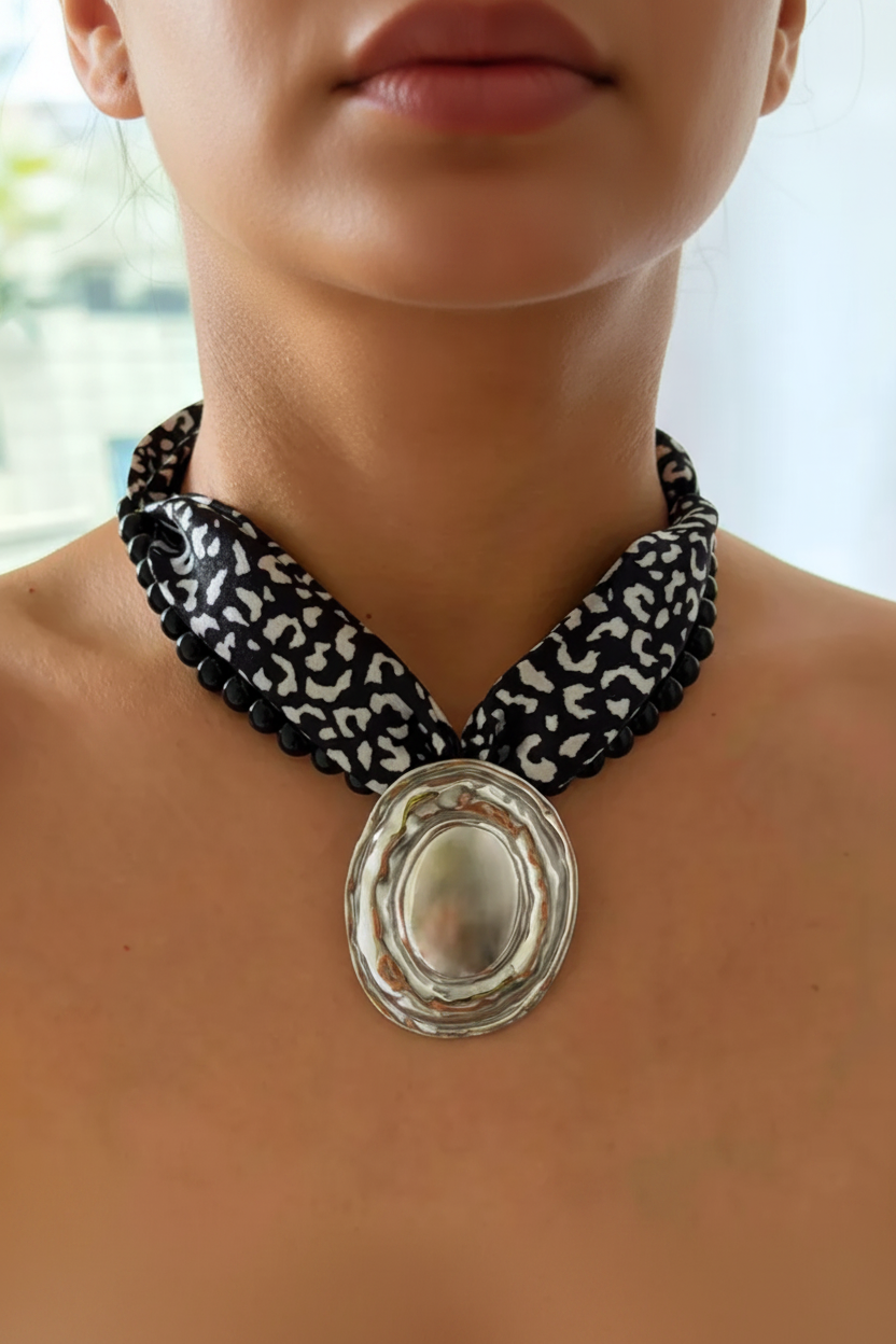 Collar Black Verona