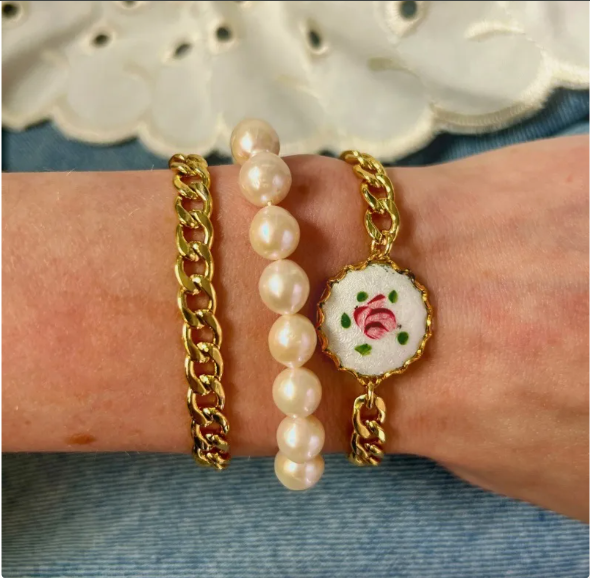 Brazalete Vintage White Flower