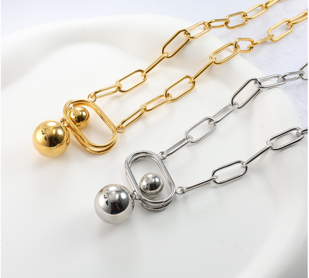 Cadena "Silver Emilie"